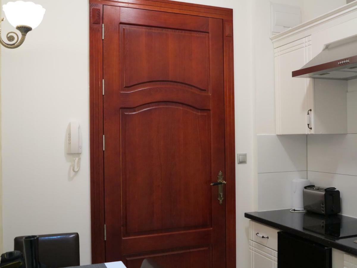 Small Luxury Kapitol Apartment Βιέννη Εξωτερικό φωτογραφία