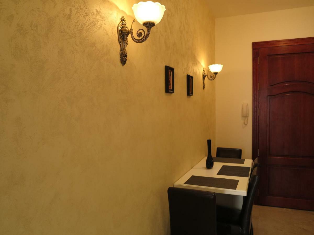 Small Luxury Kapitol Apartment Βιέννη Εξωτερικό φωτογραφία