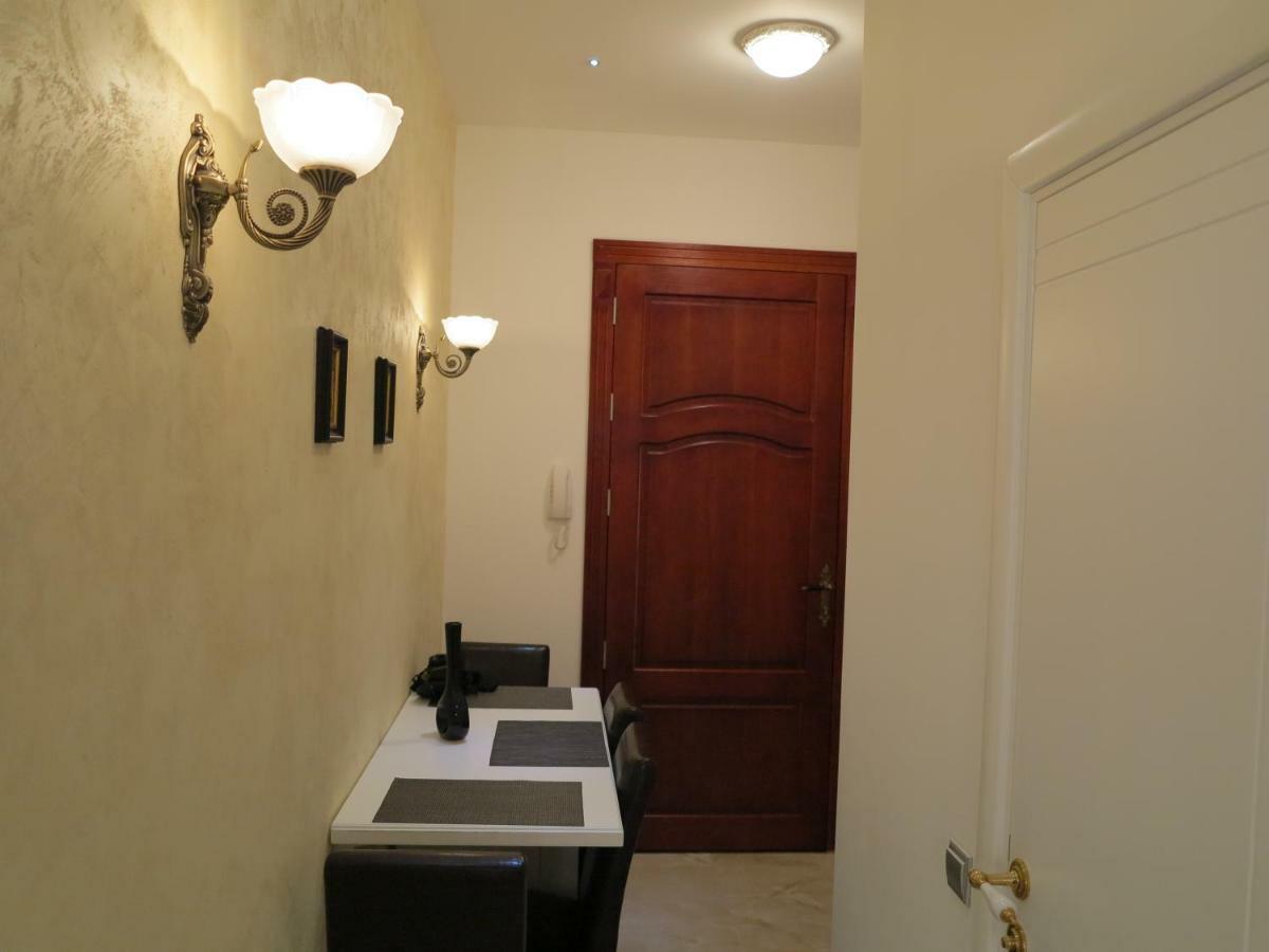 Small Luxury Kapitol Apartment Βιέννη Εξωτερικό φωτογραφία