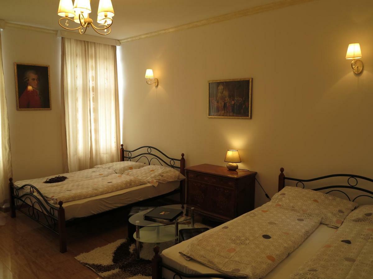 Small Luxury Kapitol Apartment Βιέννη Εξωτερικό φωτογραφία
